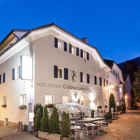 Goldener Loewe - Anno 1773 Hotel Schlanders Buitenkant foto
