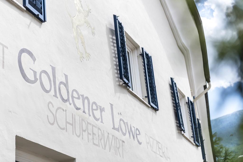 Goldener Loewe - Anno 1773 Hotel Schlanders Buitenkant foto